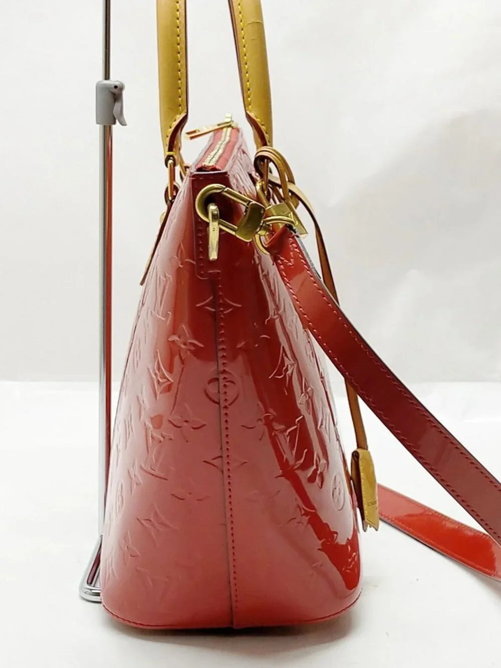 Authentic Louis Vuitton Montebello MM Vernis Rouge Handbag Shoulder Bag